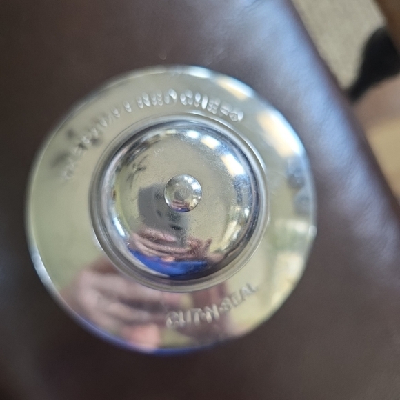 Pampered Chef Cut-N-Seal - Picture 3 of 8